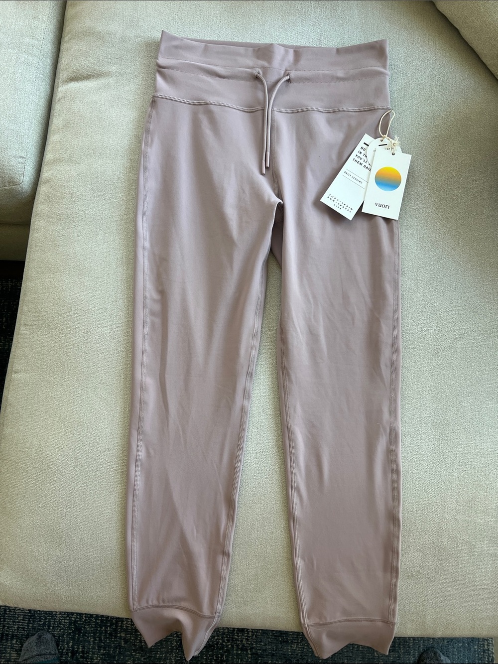Vuori Dusty Mauve High-Rise Jogger Pants Womens Size M